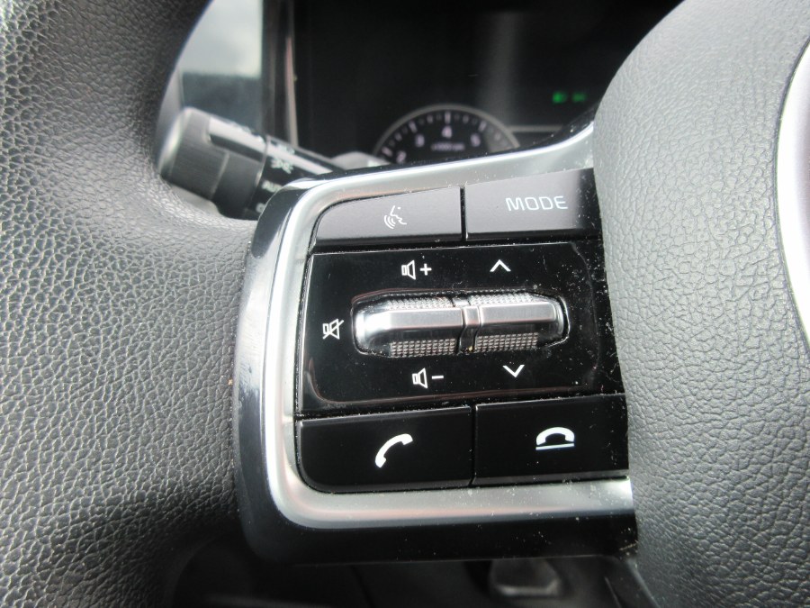 2022 Kia Sorento LX AWD, available for sale in Linden, New Jersey | Route 27 Auto Mall. Linden, New Jersey 2022 Kia Sorento LX AWD, available for sale in Linden, New Jersey | Route 27 Auto Mall. Linden, New Jersey