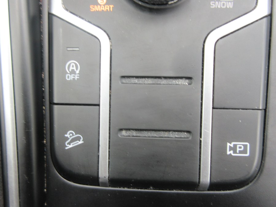 2022 Kia Sorento LX AWD, available for sale in Linden, New Jersey | Route 27 Auto Mall. Linden, New Jersey 2022 Kia Sorento LX AWD, available for sale in Linden, New Jersey | Route 27 Auto Mall. Linden, New Jersey