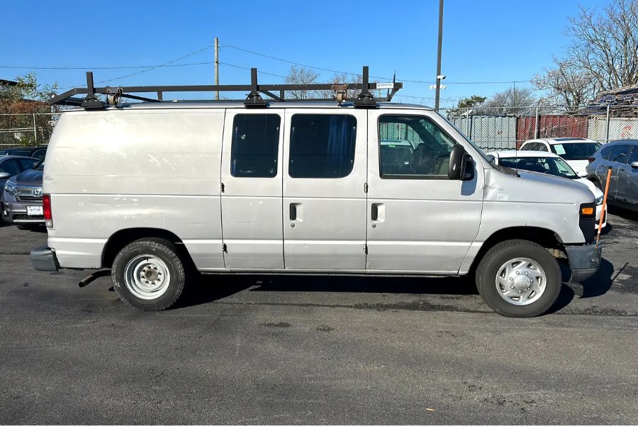 2013 Ford Econoline Cargo Van E-150 Recreational, available for sale in Brooklyn, New York | Wide World Inc. Brooklyn, New York