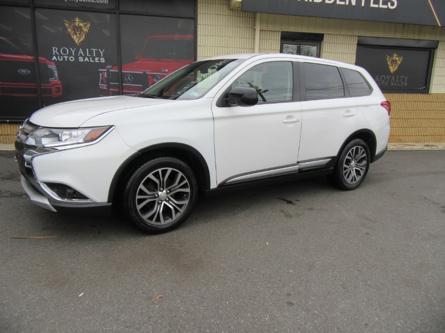 2017 Mitsubishi Outlander ES S-AWC, available for sale in Little Ferry, New Jersey | Royalty Auto Sales. Little Ferry, New Jersey