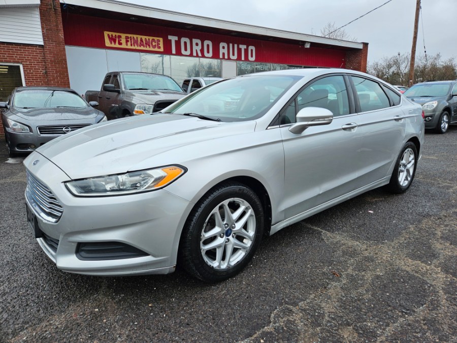 2013 Ford Fusion 4dr Sdn SE FWD, available for sale in East Windsor, Connecticut | Toro Auto. East Windsor, Connecticut
