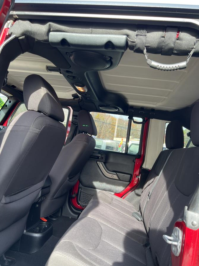 2013 Jeep Wrangler Unlimited 4WD 4dr Sport, available for sale in Branford, Connecticut | Al Mac Motors 2. Branford, Connecticut 2013 Jeep Wrangler Unlimited 4WD 4dr Sport, available for sale in Branford, Connecticut | Al Mac Motors 2. Branford, Connecticut