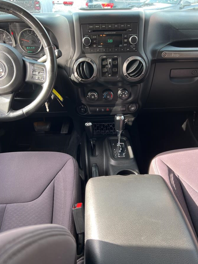 2013 Jeep Wrangler Unlimited 4WD 4dr Sport, available for sale in Branford, Connecticut | Al Mac Motors 2. Branford, Connecticut 2013 Jeep Wrangler Unlimited 4WD 4dr Sport, available for sale in Branford, Connecticut | Al Mac Motors 2. Branford, Connecticut