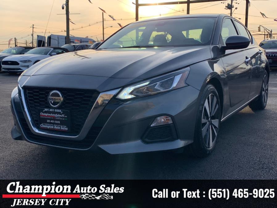 Used 2022 Nissan Altima in Jersey City, New Jersey | Champion Auto Sales. Jersey City, New Jersey