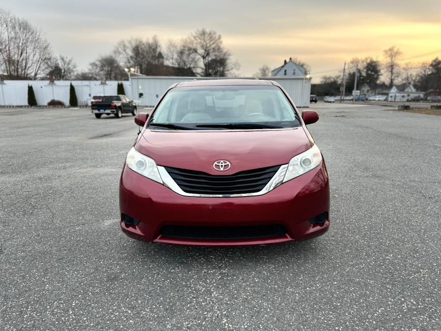 Used 2011 Toyota Sienna in Springfield, Massachusetts | Auto Globe LLC. Springfield, Massachusetts