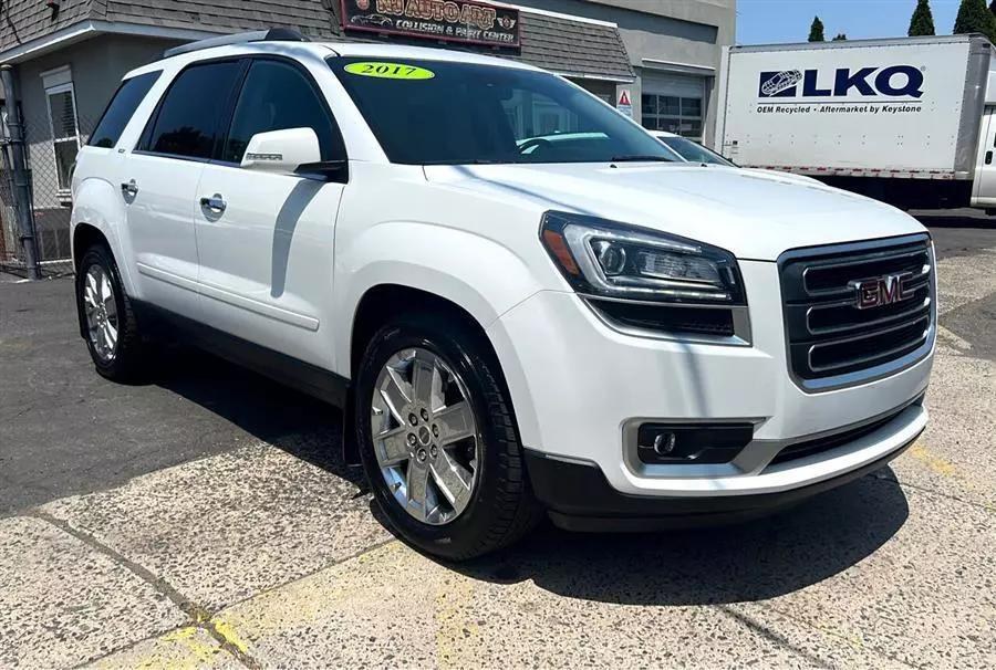 Used 2017 GMC Acadia Limited in Plainfield, New Jersey | Lux Auto Sales of NJ. Plainfield, New Jersey