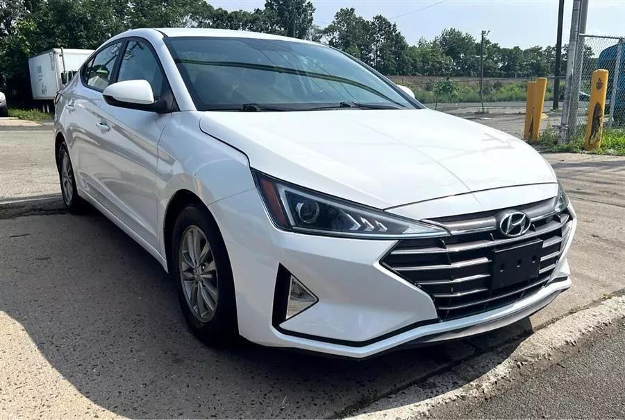 Used 2019 Hyundai Elantra in Plainfield, New Jersey | Lux Auto Sales of NJ. Plainfield, New Jersey