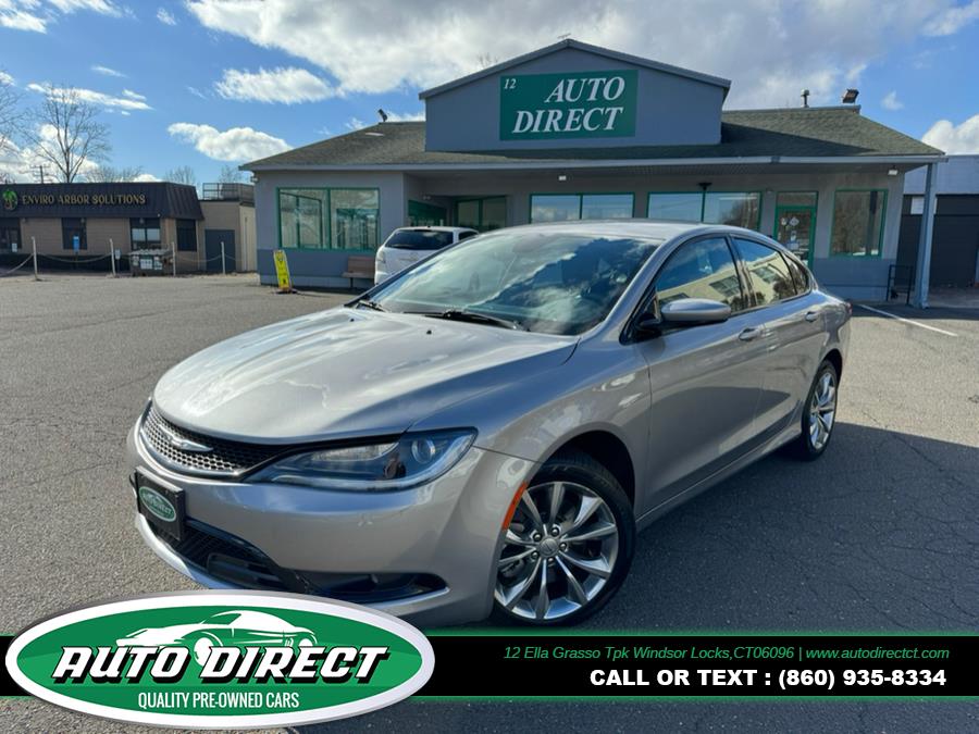 2015 Chrysler 200 4dr Sdn S AWD, available for sale in Windsor Locks, Connecticut | Auto Direct LLC. Windsor Locks, Connecticut