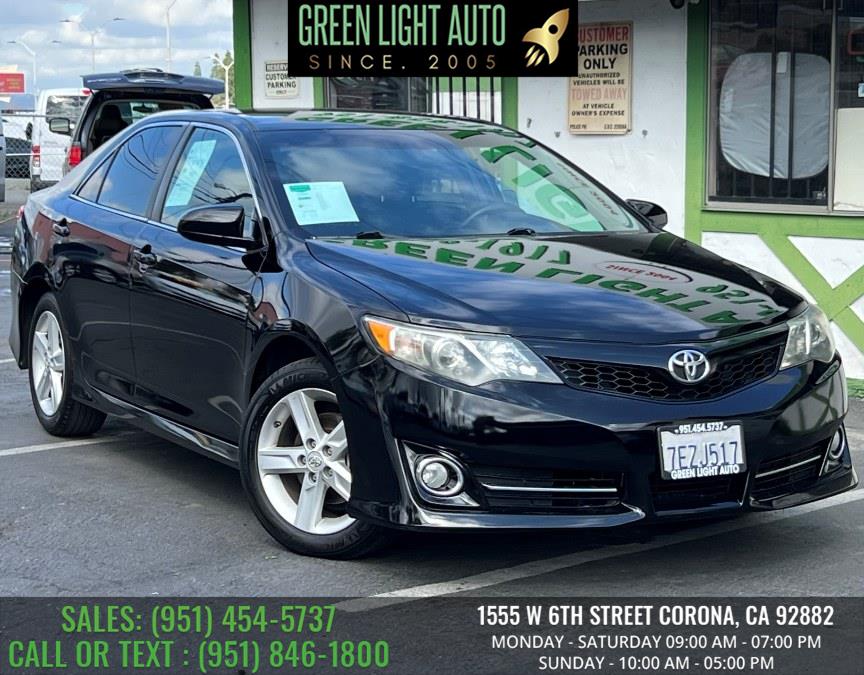 2014 Toyota Camry 4dr Sdn I4 Auto SE (Natl) *Ltd Avail*, available for sale in Corona, California | Green Light Auto. Corona, California