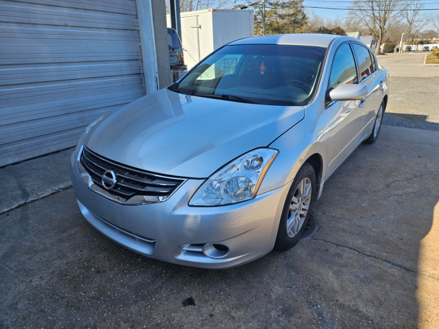 Used 2011 Nissan Altima in Patchogue, New York | Romaxx Truxx. Patchogue, New York