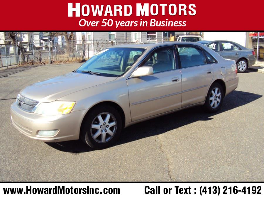 2002 Toyota Avalon 4dr Sdn XLS w/Bucket Seats, available for sale in Springfield, Massachusetts | Howard Motors. Springfield, Massachusetts