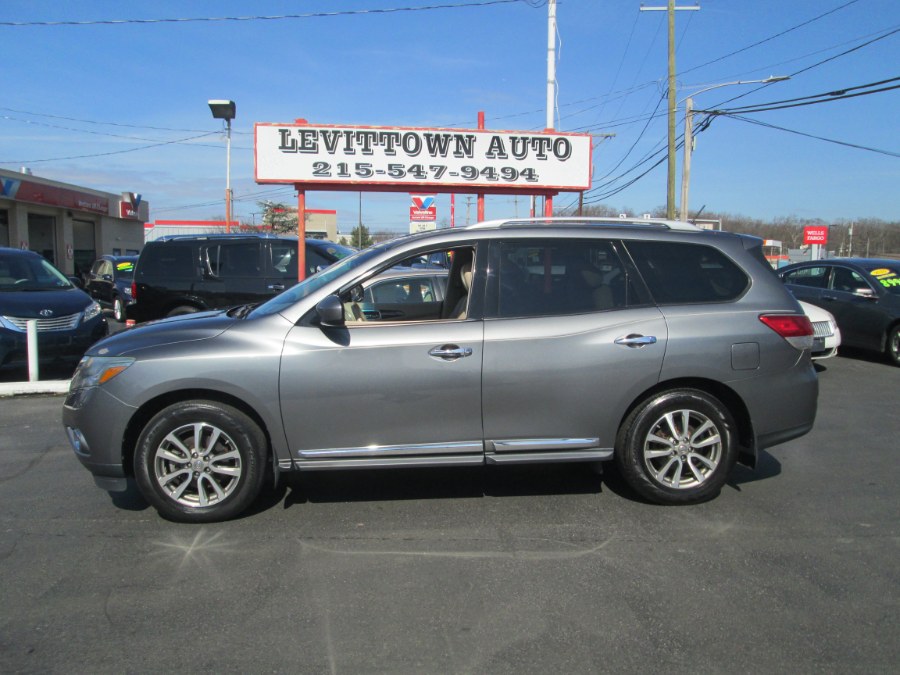 Used 2015 Nissan Pathfinder in Levittown, Pennsylvania | Levittown Auto. Levittown, Pennsylvania