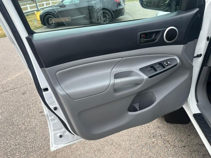 2015 Toyota Tacoma 4WD Double Cab V6 AT TRD Pro (Natl), available for sale in South Windsor, Connecticut | Mike And Tony Auto Sales, Inc. South Windsor, Connecticut 2015 Toyota Tacoma 4WD Double Cab V6 AT TRD Pro (Natl), available for sale in South Windsor, Connecticut | Mike And Tony Auto Sales, Inc. South Windsor, Connecticut