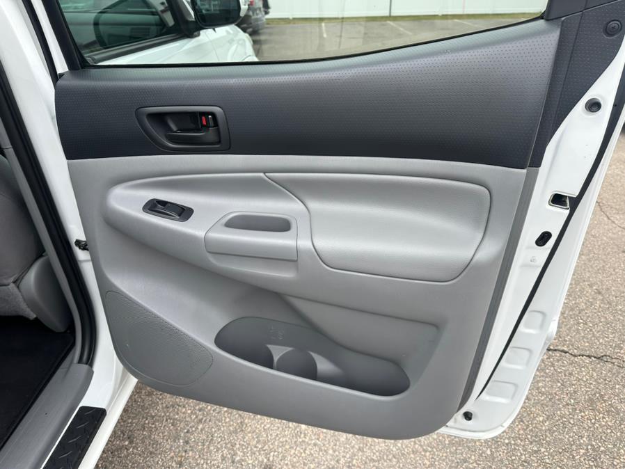 2015 Toyota Tacoma 4WD Double Cab V6 AT TRD Pro (Natl), available for sale in South Windsor, Connecticut | Mike And Tony Auto Sales, Inc. South Windsor, Connecticut 2015 Toyota Tacoma 4WD Double Cab V6 AT TRD Pro (Natl), available for sale in South Windsor, Connecticut | Mike And Tony Auto Sales, Inc. South Windsor, Connecticut