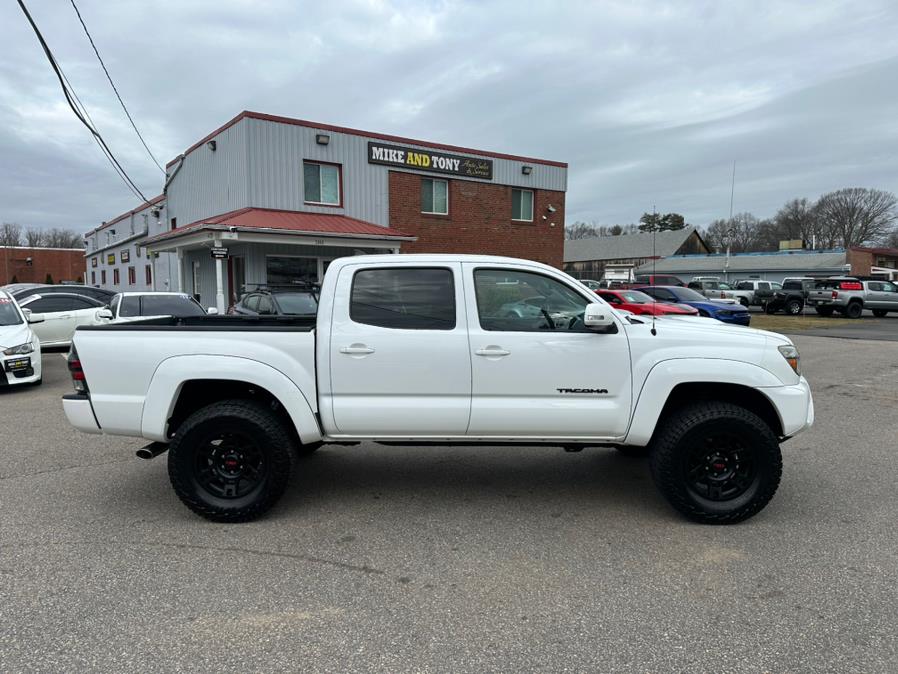 2015 Toyota Tacoma 4WD Double Cab V6 AT TRD Pro (Natl), available for sale in South Windsor, Connecticut | Mike And Tony Auto Sales, Inc. South Windsor, Connecticut 2015 Toyota Tacoma 4WD Double Cab V6 AT TRD Pro (Natl), available for sale in South Windsor, Connecticut | Mike And Tony Auto Sales, Inc. South Windsor, Connecticut