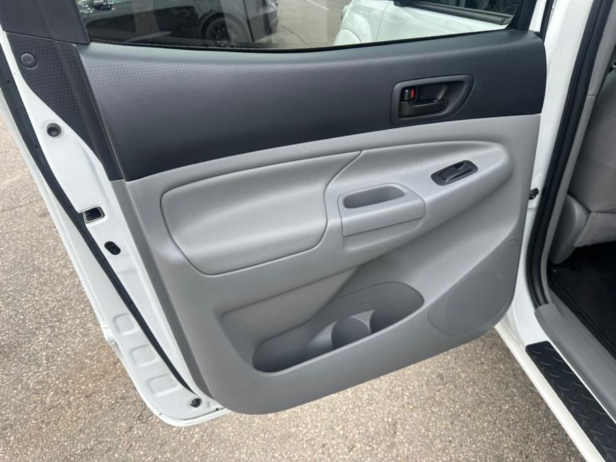2015 Toyota Tacoma 4WD Double Cab V6 AT TRD Pro (Natl), available for sale in South Windsor, Connecticut | Mike And Tony Auto Sales, Inc. South Windsor, Connecticut 2015 Toyota Tacoma 4WD Double Cab V6 AT TRD Pro (Natl), available for sale in South Windsor, Connecticut | Mike And Tony Auto Sales, Inc. South Windsor, Connecticut