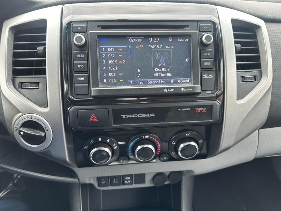 2015 Toyota Tacoma 4WD Double Cab V6 AT TRD Pro (Natl), available for sale in South Windsor, Connecticut | Mike And Tony Auto Sales, Inc. South Windsor, Connecticut 2015 Toyota Tacoma 4WD Double Cab V6 AT TRD Pro (Natl), available for sale in South Windsor, Connecticut | Mike And Tony Auto Sales, Inc. South Windsor, Connecticut