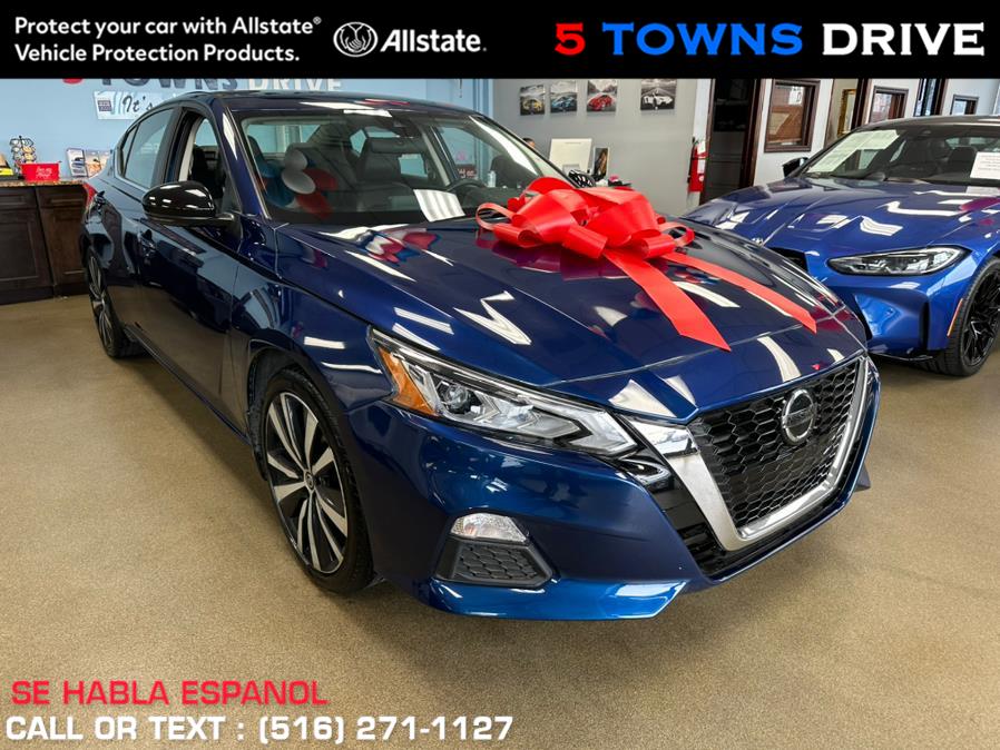 2020 Nissan Altima 2.5 SR Sedan, available for sale in Inwood, New York | 5 Towns Drive. Inwood, New York