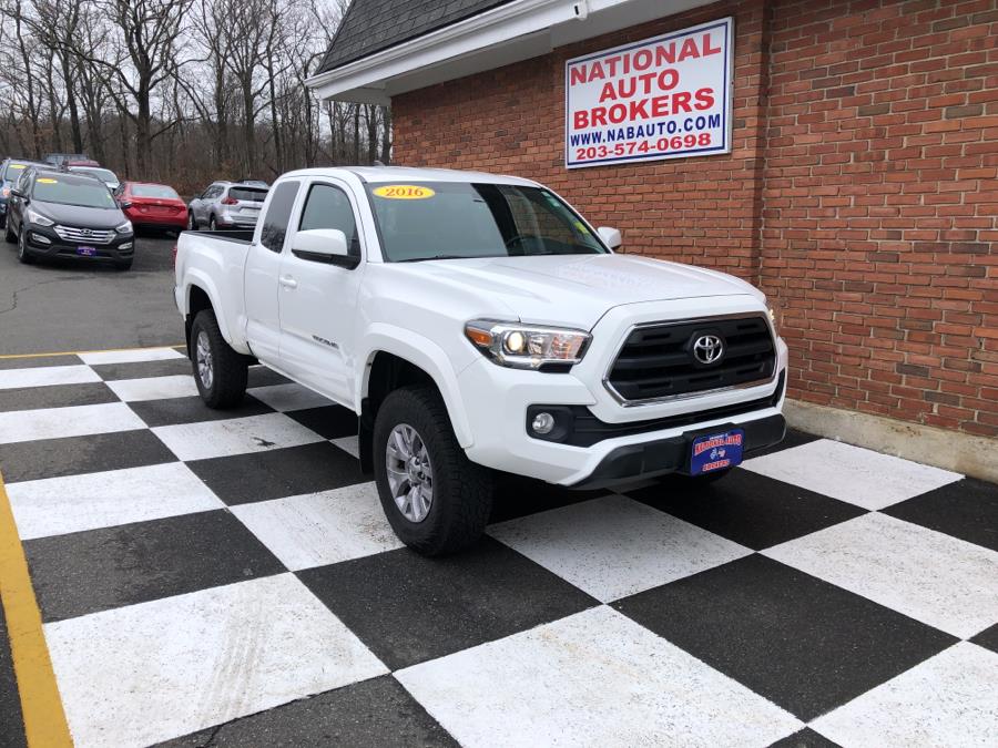 2016 Toyota Tacoma 4WD Access Cab V6 TRD Sport, available for sale in Waterbury, Connecticut | National Auto Brokers, Inc.. Waterbury, Connecticut