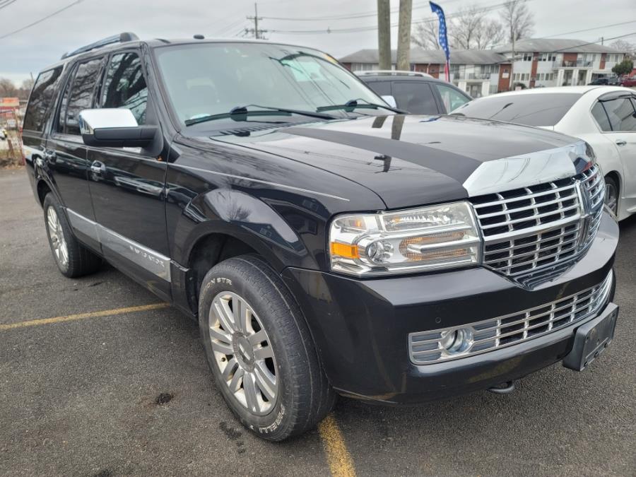 Used 2011 Lincoln Navigator in Lodi, New Jersey | AW Auto & Truck Wholesalers, Inc. Lodi, New Jersey