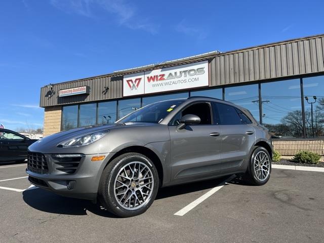 Used 2016 Porsche Macan in Stratford, Connecticut | Wiz Leasing Inc. Stratford, Connecticut