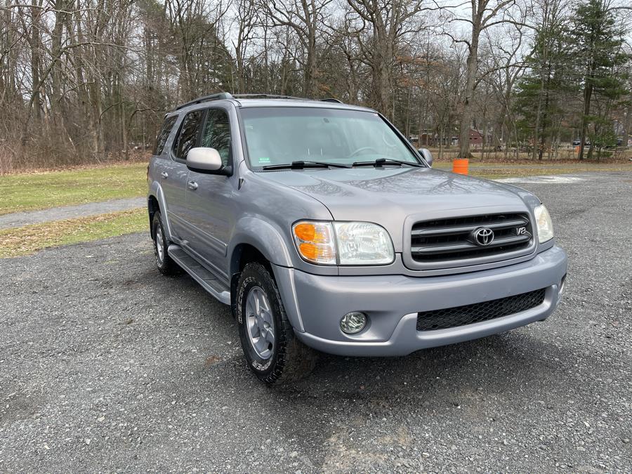 Used Toyota Sequoia 4dr Limited 4WD (Natl) 2001 | Choice Group LLC Choice Motor Car. Plainville, Connecticut