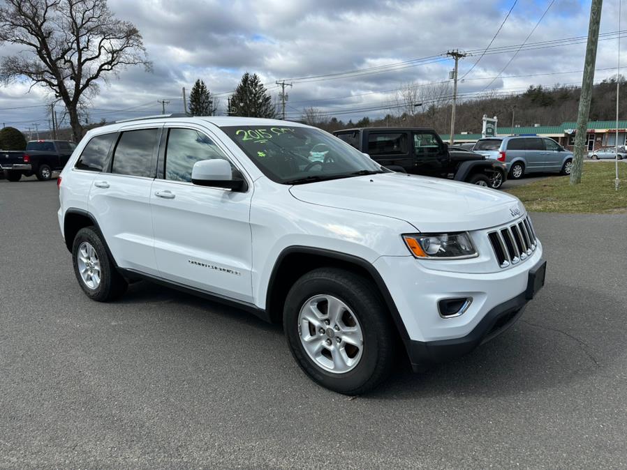 2015 Jeep Grand Cherokee 4WD 4dr Laredo, available for sale in Southwick, Massachusetts | Country Auto Sales. Southwick, Massachusetts