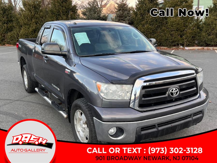 2011 Toyota Tundra 4WD Truck Dbl 5.7L V8 6-Spd AT (Natl), available for sale in Newark, New Jersey | Dash Auto Gallery Inc.. Newark, New Jersey