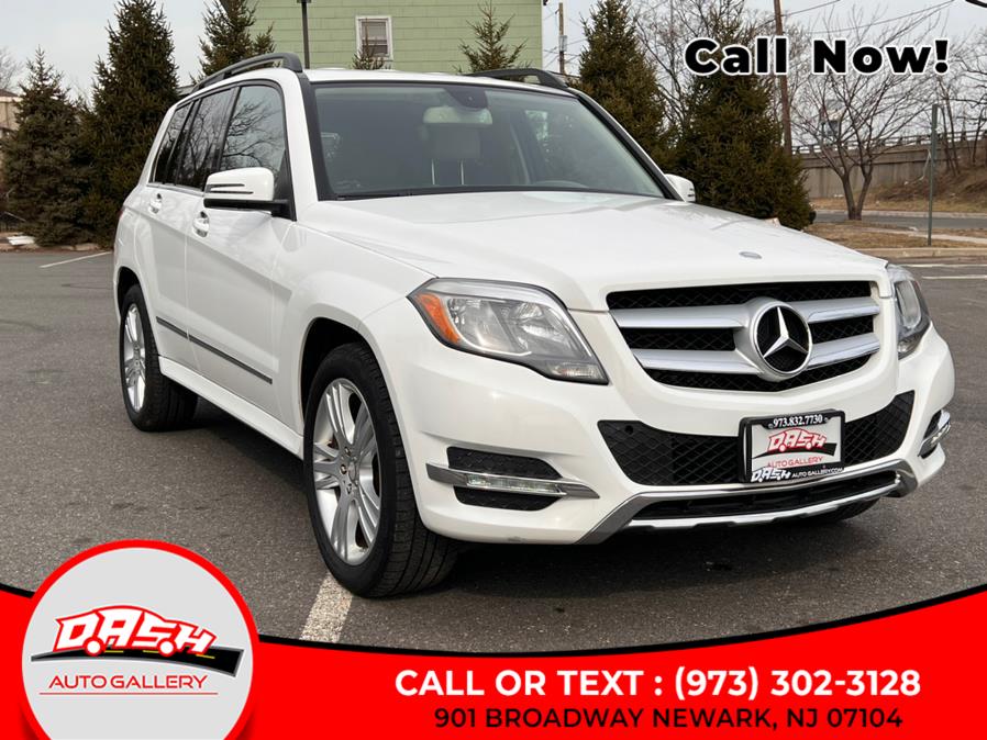 2013 Mercedes-Benz GLK-Class 4MATIC 4dr GLK350, available for sale in Newark, New Jersey | Dash Auto Gallery Inc.. Newark, New Jersey