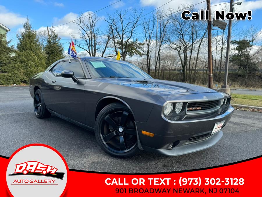 2013 Dodge Challenger 2dr Cpe SXT, available for sale in Newark, New Jersey | Dash Auto Gallery Inc.. Newark, New Jersey