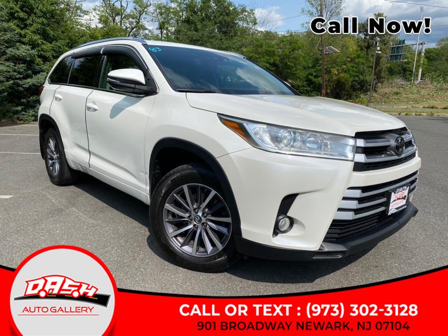 2018 Toyota Highlander XLE V6 AWD (Natl), available for sale in Newark, New Jersey | Dash Auto Gallery Inc.. Newark, New Jersey