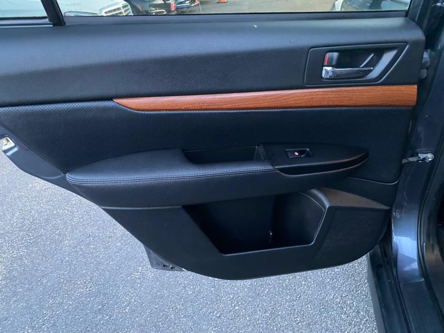 2014 Subaru Outback 4dr Wgn H4 Auto 2.5i Limited, available for sale in Irvington , New Jersey | Auto Haus of Irvington Corp. Irvington , New Jersey 2014 Subaru Outback 4dr Wgn H4 Auto 2.5i Limited, available for sale in Irvington , New Jersey | Auto Haus of Irvington Corp. Irvington , New Jersey