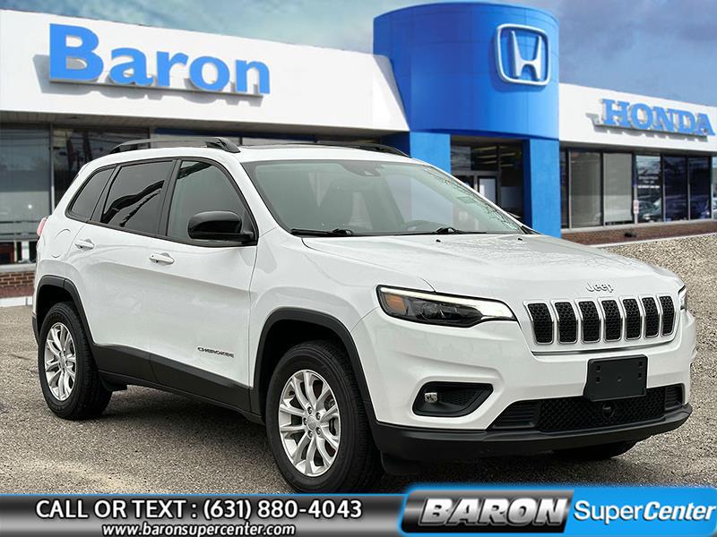 2022 Jeep Cherokee Latitude Lux, available for sale in Patchogue, New York | Baron Supercenter. Patchogue, New York