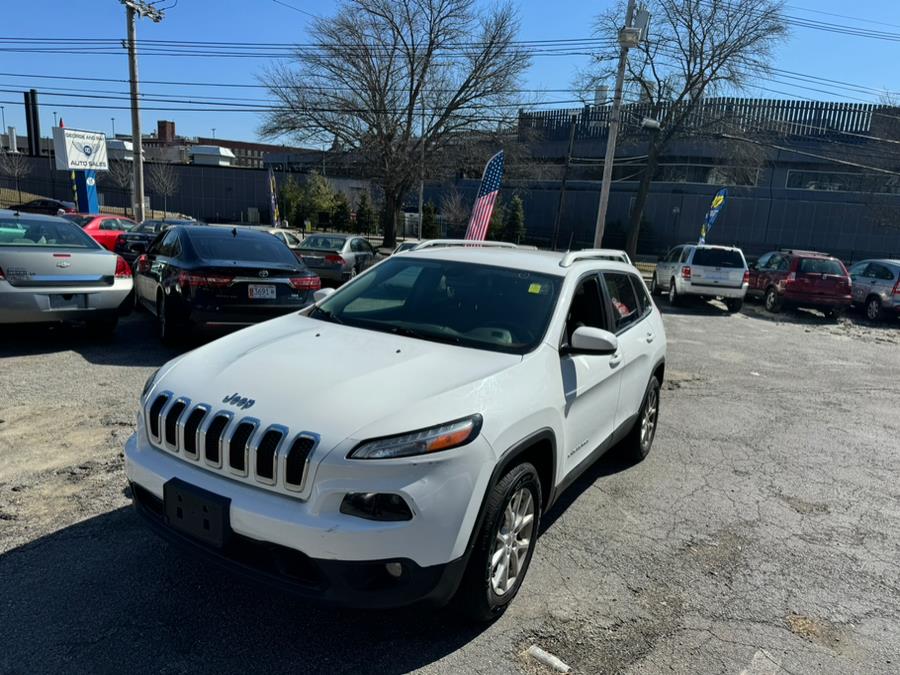 Used 2015 Jeep Cherokee in Lowell, Massachusetts | George and Ray Auto. Lowell, Massachusetts