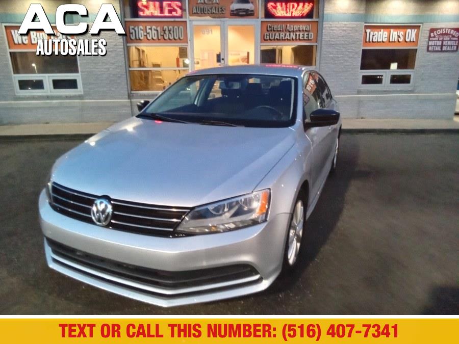 2015 Volkswagen Jetta Sedan 4dr Auto 1.8T SE w/Connectivity PZEV, available for sale in Lynbrook, New York | ACA Auto Sales. Lynbrook, New York