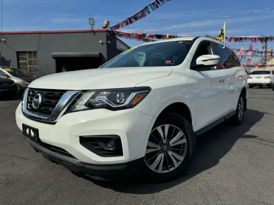 2020 Nissan Pathfinder 4x4 S, available for sale in Irvington, New Jersey | Elis Motors Corp. Irvington, New Jersey