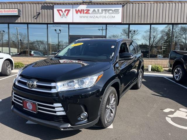 2019 Toyota Highlander XLE, available for sale in Stratford, Connecticut | Wiz Leasing Inc. Stratford, Connecticut