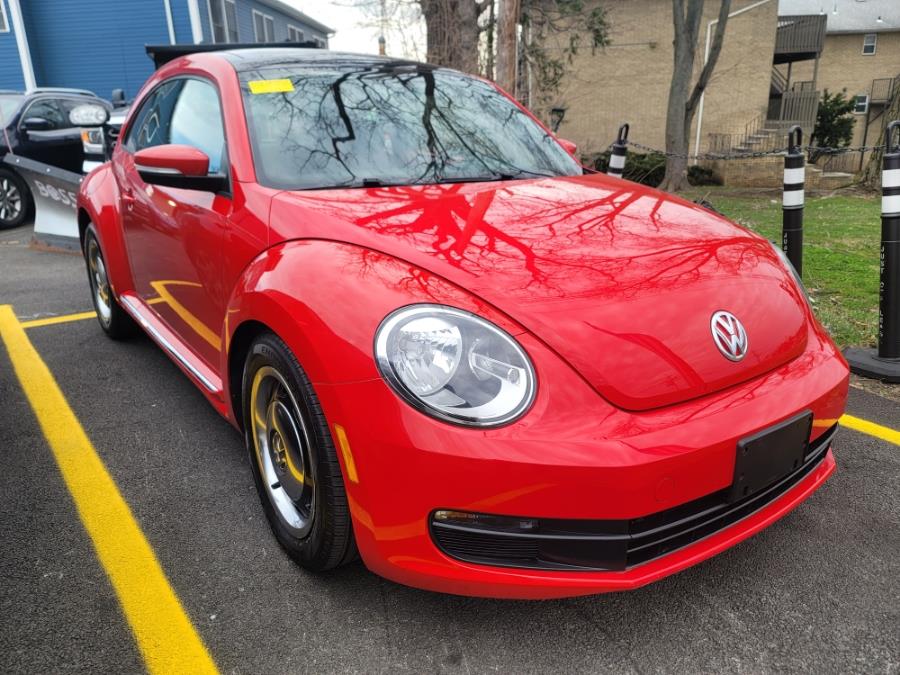 2013 Volkswagen Beetle Coupe 2dr Auto 2.5L w/Sun PZEV, available for sale in Lodi, New Jersey | AW Auto & Truck Wholesalers, Inc. Lodi, New Jersey