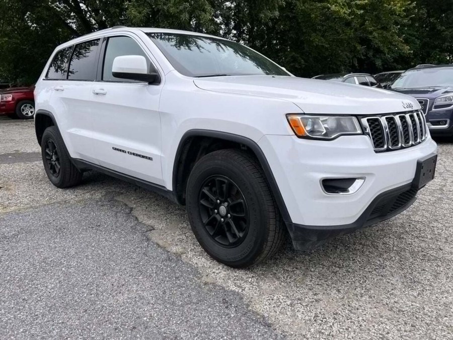 Used 2018 Jeep Grand Cherokee in Plainville, Connecticut | Choice Group LLC Choice Motor Car. Plainville, Connecticut
