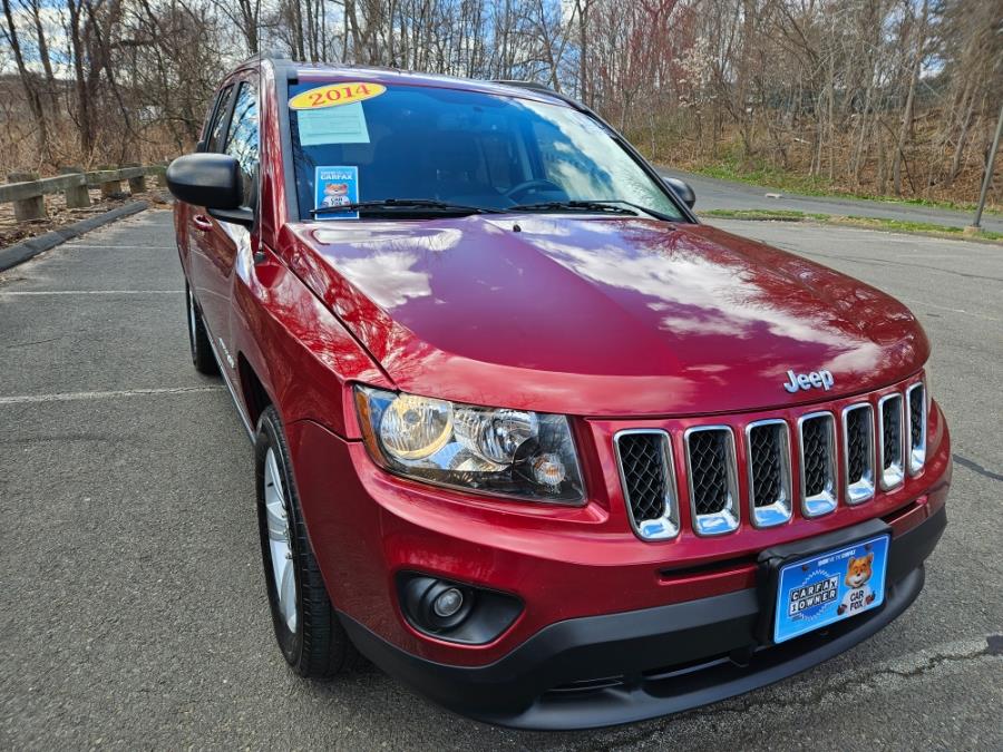 Used 2014 Jeep Compass in New Britain, Connecticut | Supreme Automotive. New Britain, Connecticut