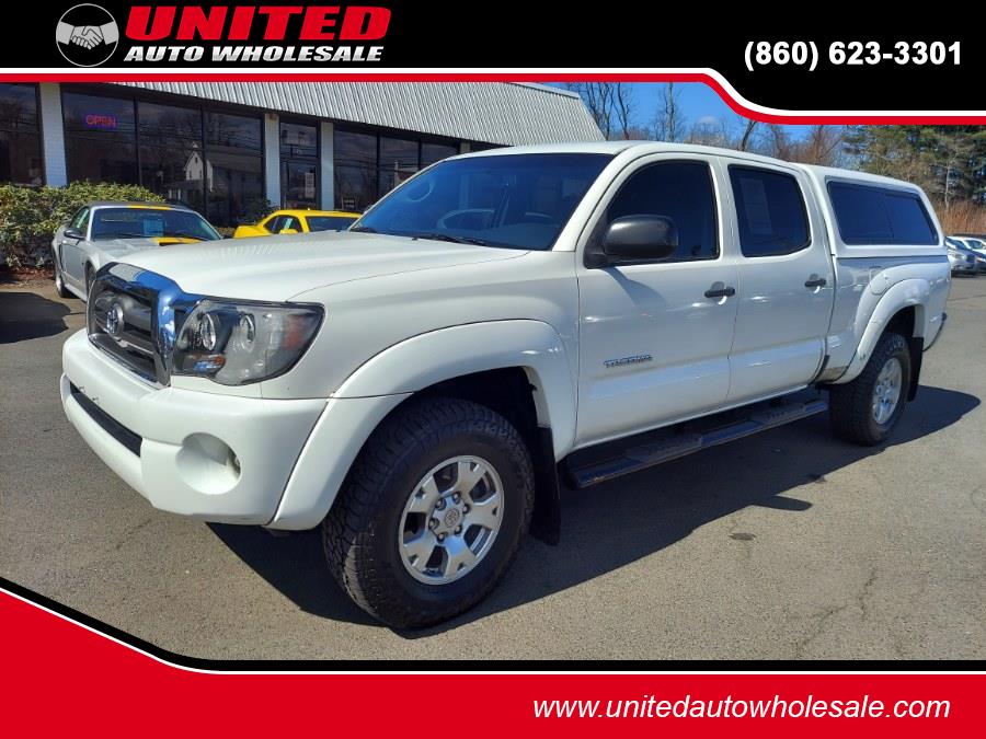 2009 Toyota Tacoma 2WD Double LB V6 AT PreRunner (Natl), available for sale in East Windsor, Connecticut | United Auto Sales of E Windsor, Inc. East Windsor, Connecticut