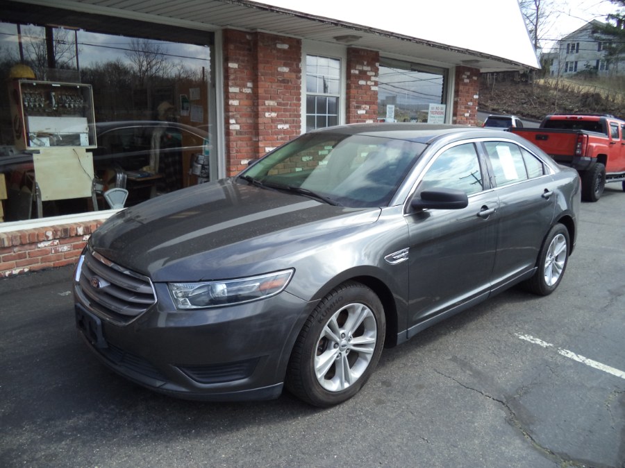 2015 Ford Taurus 4dr Sdn SE FWD, available for sale in Naugatuck, Connecticut | Riverside Motorcars, LLC. Naugatuck, Connecticut