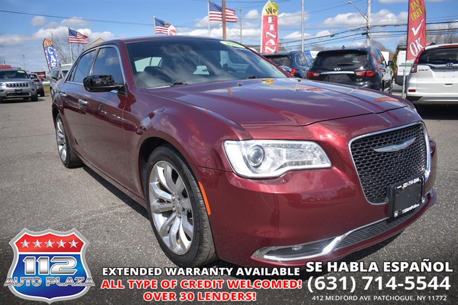 Used 2018 Chrysler 300 in Patchogue, New York | 112 Auto Plaza. Patchogue, New York