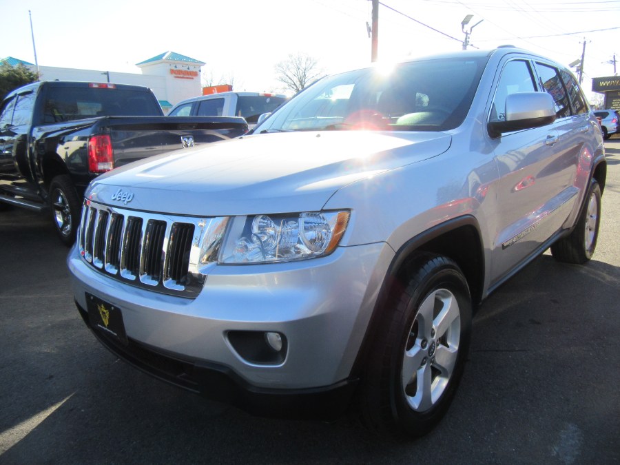 2013 Jeep Grand Cherokee 4WD 4dr Laredo Trailhawk *Ltd Avail*, available for sale in Little Ferry, New Jersey | Royalty Auto Sales. Little Ferry, New Jersey