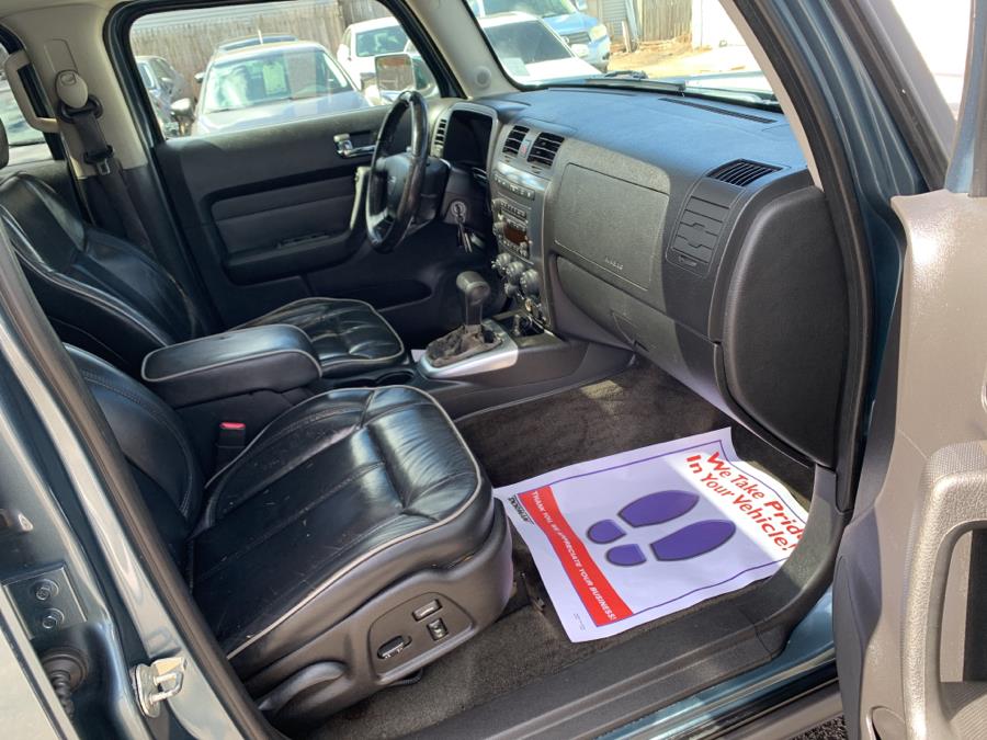 2006 HUMMER H3 4dr 4WD SUV, available for sale in Springfield, Massachusetts | Absolute Motors Inc. Springfield, Massachusetts 2006 HUMMER H3 4dr 4WD SUV, available for sale in Springfield, Massachusetts | Absolute Motors Inc. Springfield, Massachusetts