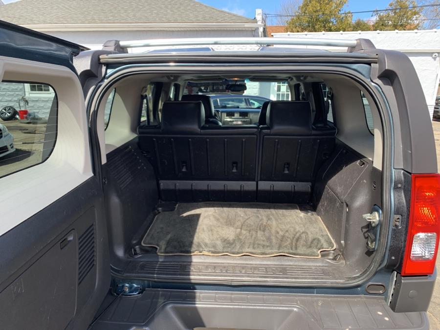 2006 HUMMER H3 4dr 4WD SUV, available for sale in Springfield, Massachusetts | Absolute Motors Inc. Springfield, Massachusetts 2006 HUMMER H3 4dr 4WD SUV, available for sale in Springfield, Massachusetts | Absolute Motors Inc. Springfield, Massachusetts
