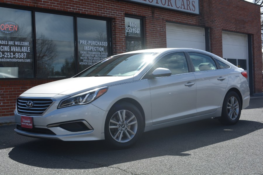 2016 Hyundai Sonata 4dr Sdn 2.4L SE PZEV, available for sale in ENFIELD, Connecticut | Longmeadow Motor Cars. ENFIELD, Connecticut