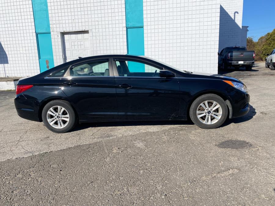 2013 Hyundai Sonata 4dr Sdn 2.4L Auto GLS, available for sale in Milford, Connecticut | Dealertown Auto Wholesalers. Milford, Connecticut