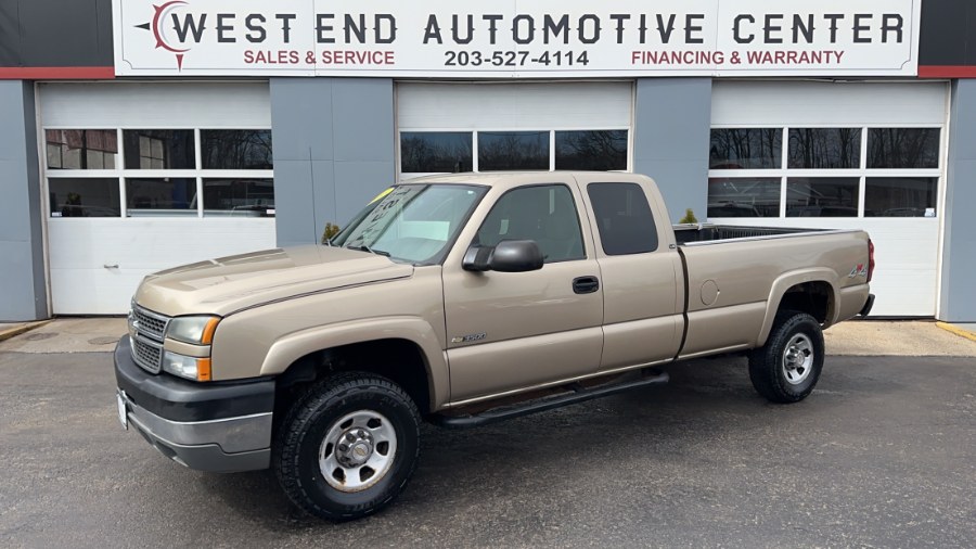 2005 Chevrolet Silverado 3500 Ext Cab 157.5" WB 4WD SRW LS, available for sale in Waterbury, Connecticut | West End Automotive Center. Waterbury, Connecticut