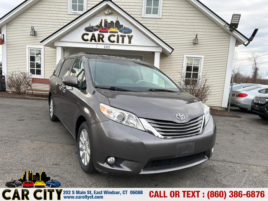 2013 Toyota Sienna 5dr 7-Pass Van V6 XLE AWD (Natl), available for sale in East Windsor, Connecticut | Car City LLC. East Windsor, Connecticut